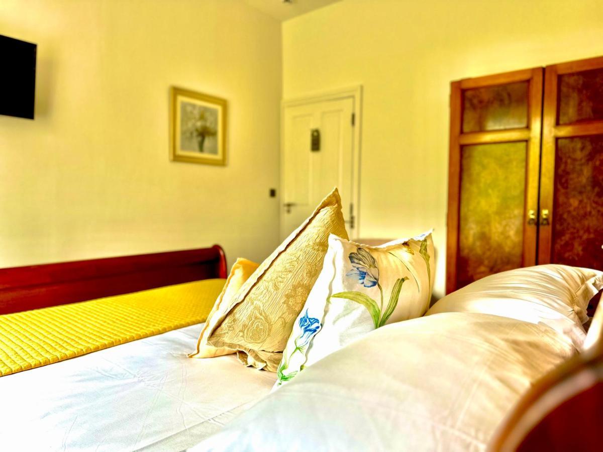 Greendale Teahouse And Rooms Chatburn Екстер'єр фото